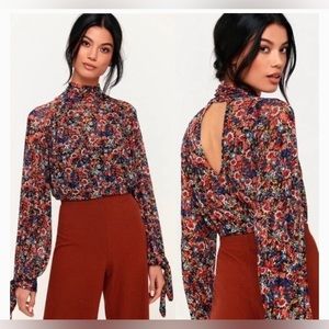 Free People “All Dolled Up” Crop Blouse size Small